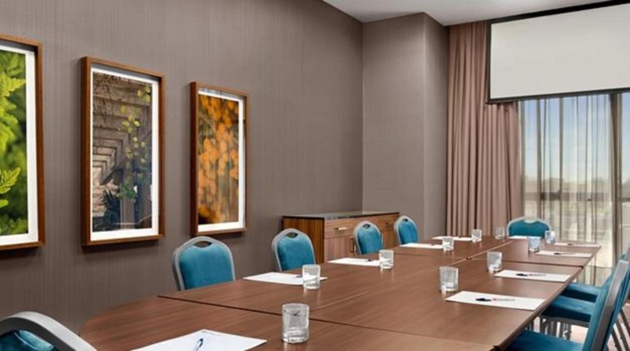 Hilton Garden Inn Winnipeg South Dış mekan fotoğraf