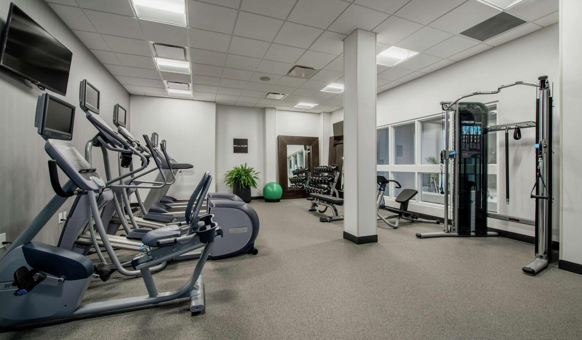 Hilton Garden Inn Winnipeg South Dış mekan fotoğraf